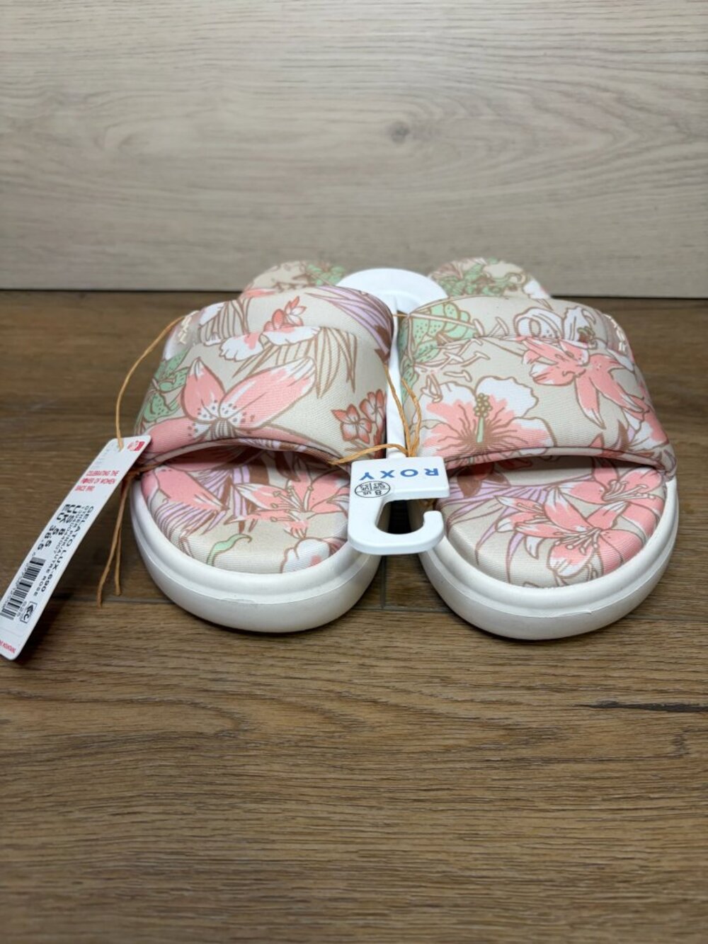 Roxy Gelato Lux Women’s Pink Platform Sandals Slip On Casual Shoes Size 8 NWT